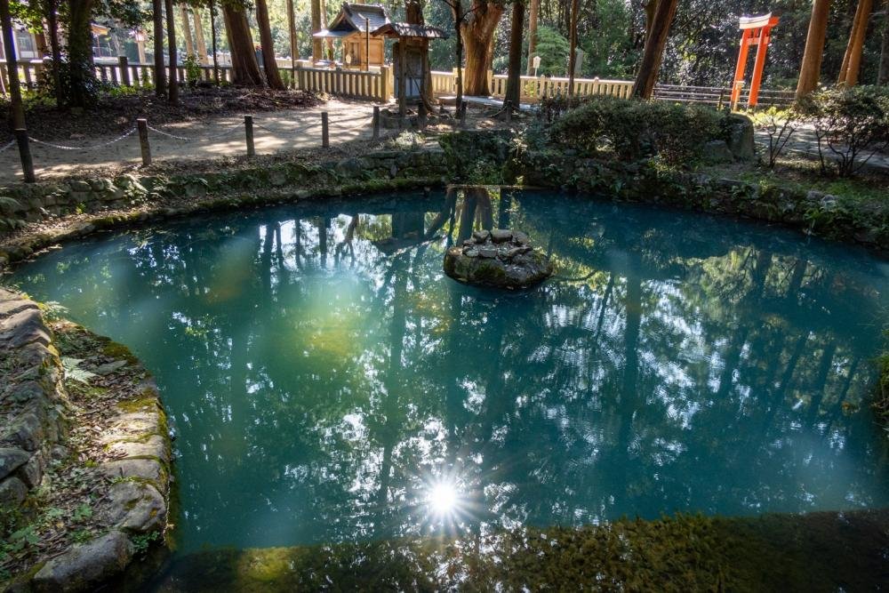 🏞️ 소원의 거울 연못 / 안경 다리 (신간노카가미이케 / 메가네바시)